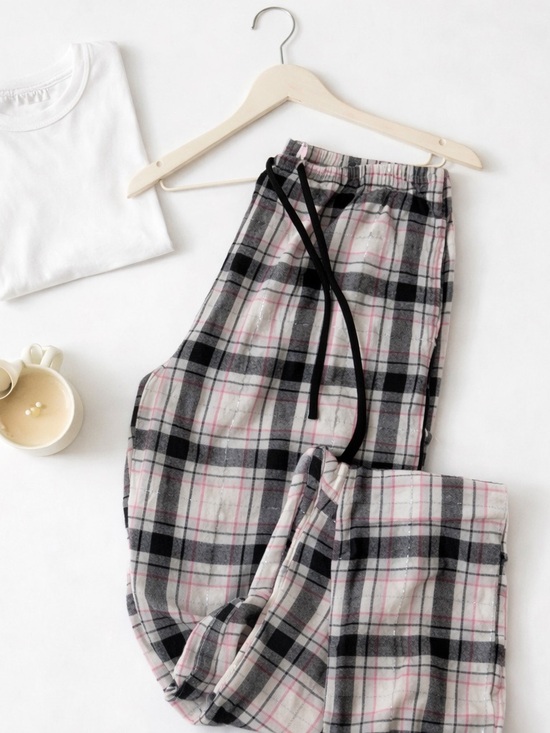Victoria's Secret Other - Victoria's Secret Pink Black Plaid Flannel Pajama Pants Women's Small